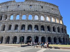 イタリア