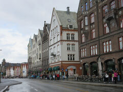 1.フィヨルド観光の拠点の港町ベルゲンを歩く