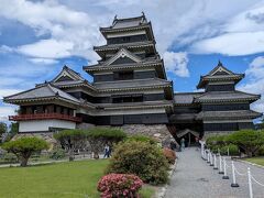 母卒寿お祝い旅行２日目・松本城