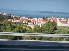 ドゥブロブニクからスプリットまでのバス