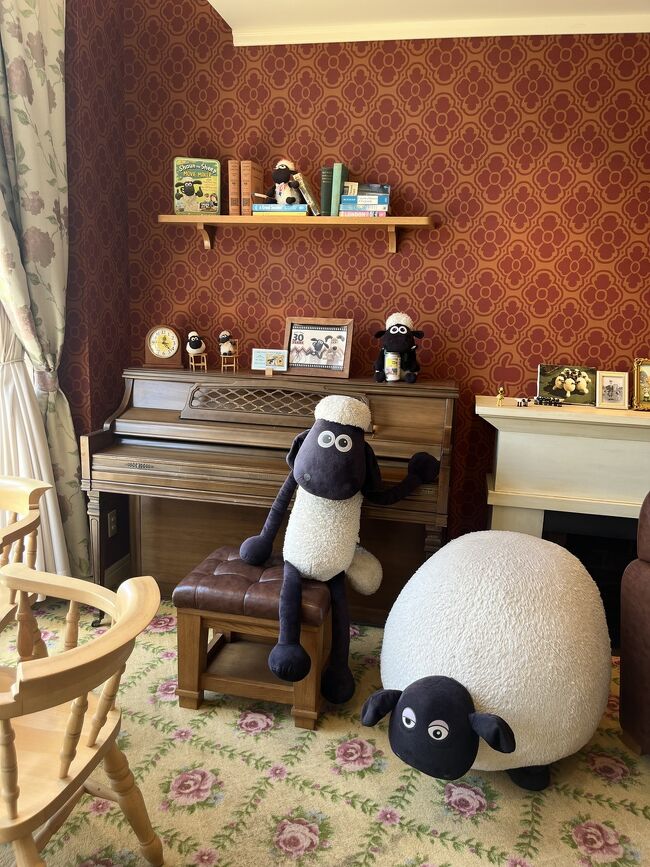 先日「ひつじのショーン展 with ウォレスとグルミット」に行ってから、ひつじのショーンにハマってしまい、南町田グランベリーパークにある、ひつじのショーンのカフェへ行ってみました。<br /><br />今回、東急線でお得な乗車券があったので購入して使ってみました。<br />せっかくだから、いっぱい電車に乗ってしまいました…<br />