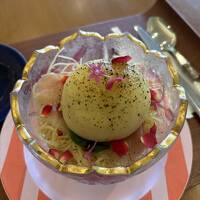 奥方と行くんだけど、ほぼ野放しの京都・大阪・奈良 〔現地速報②〕"奈良県立万葉文化館" で食べた "あら川の桃の冷製パスタ" が美味だった！