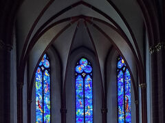 シャガールのステンドグラスを見にマインツのシュテファン教会へ