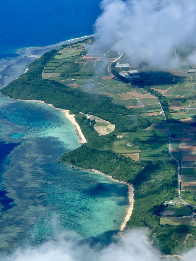 この旅行記はこちらの続編です↓<br />https://4travel.jp/travelogue/11989393<br /><br />宮古滞在最後の夜になりました。<br />1泊だけ、シギラリゾート系のホテルにしたので、飲食店がより取りみどりなのが良いところ。<br />でも、最後の夜なので冒険せず、以前利用したことがある焼肉屋さんでお肉をいただきました。<br /><br />シギラリゾート内のレストランばかりではなく、大阪北新地で☆を3年連続して獲得したシェフが、宮古に移住して開業したレストランを発見したのは収穫でした。<br /><br />お天気に恵まれ、最後まで宮古ブルーを楽しみます~(≧▽≦)<br /><br /><br /><br />