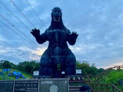 夜に久里浜ペリー祭の花火を観るまでによこすか満喫きっぷで大好きコースを散歩