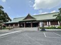 中山法華経寺と世界の山ちゃん船橋店。