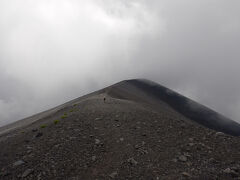 2025 富士山八合目からの宝永山