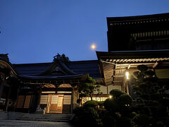 高野山宿坊で三回忌　その１　明日香村経由で高野山　