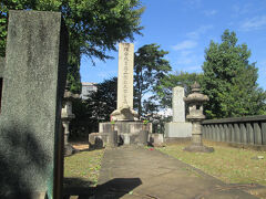 青山墓地