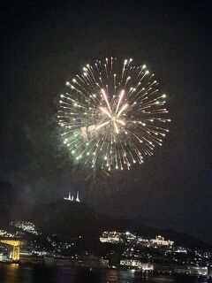 今年も長崎に花火を見に行く。