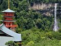 世界遺産への階段を登る。熊野那智大社から那智の御滝へ。