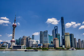 張家界・鳳凰古城の旅。（6）上海浦東国際空港から4.5時間でどこに行けるか。