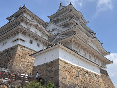 歴史書写山と白亜のお城