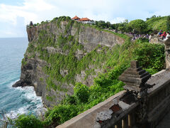 マレーシア航空ビジネスクラスで行くバリ島　11．ケチャッを観賞にウルワツ寺院に行くも残念な結果に