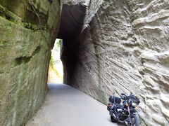 千葉の手掘りトンネルを巡りました。
