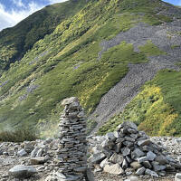 日本百名山＜常念岳＞  槍・穂高を望む絶景のテラス　北アルプスのシンボル