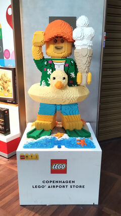 ロフォーテン諸島とオーロラの旅①　羽田 ～ コペンハーゲン ～ オスロ