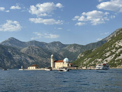 モンテネグロ(2)高さに平伏し海もぐる／コトル