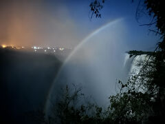 満月の時に楽しめるルナレインボーが見たい！　ヴィクトリアの滝