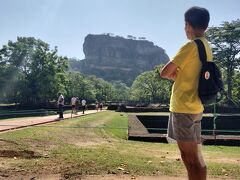 スリランカへはツアーでお気楽旅 (4)　シギリヤロックと仏歯寺と