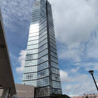 空路で秋田へ　その２　三吉神社、ポートタワーセリオン、秋田城跡史跡公園