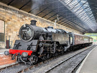 2025夏 イギリスさんぽ旅　⑧ノース・ヨークシャー・ムーアズ鉄道とウィットビー