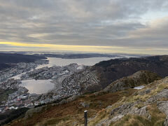 ノルウェー（ベルゲン：ウルリーケン山展望台ハイキング）