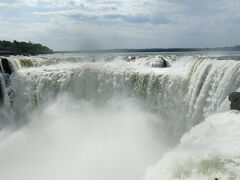 世界三大瀑布でダントツ
