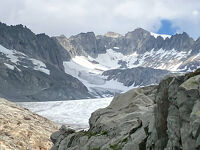 氷河が消える前に～夏のスイスアルプス2025⑨　フルカ峠～ローヌ氷河～サースフェー～ツェルマット