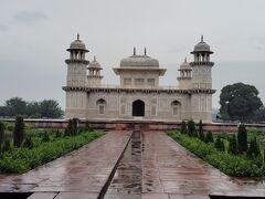 2025北インド周遊4  イティマドウッダウラ―廟、ジャイプールへ列車移動