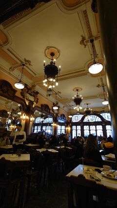 初めての国　ポルトガル　その18　老舗カフェでのランチ、国立美術館の見学