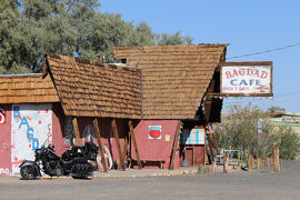 (35)66歳の男がルート66を開設99周年の年に走る(カリフォルニア州アンボーイからバーストゥ編)