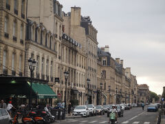 初夏のフランスでおなか一杯　熟年夫婦の欲張り珍道中（その７・パリ５日目～月の港ボルドーへ）