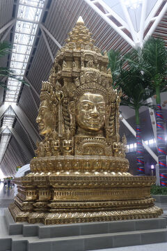 カンボジア・シェムリアップ＆ベトナム・ホーチミン　4日目　シェムリアップ市内＆ホーチミン移動