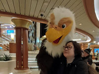 HISアラスカ グレーシャーベイ氷河クルーズ9日間（5）スキャグウェイの港からバスに乗り込んで、国境の東のカナダのフレイザーを目指す。