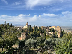 カルロス5世宮殿