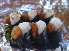 豆田町で天むすとコーヒーをいただきました。（うなぎが食べれなかったので。）