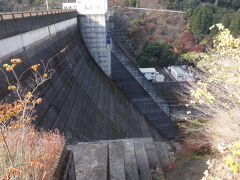 耶馬渓ダムから青の洞門へ。