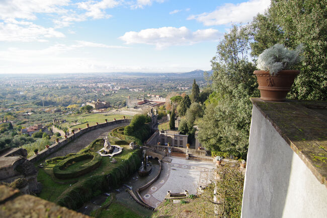 関空発ローマと近郊観光の旅①　大阪とタルクイーニア、ティヴォリ