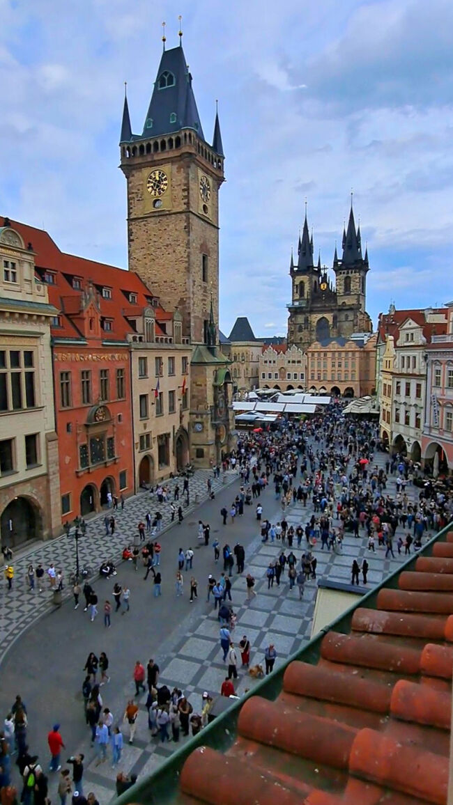 130。*:.。オランダ，チェコ，フランス34日間の旅　☆プラハ空港から旧市街へ移動☆.。.:*