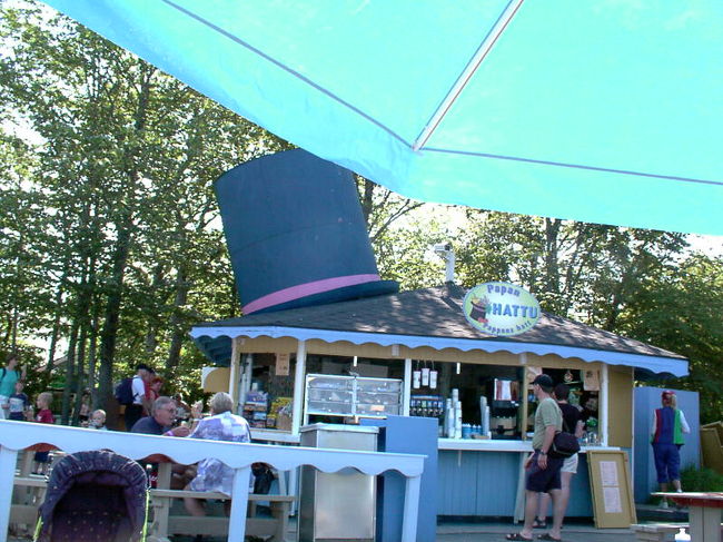 疲れたらちょっとひとやすみ。<br />パパの帽子、という名前のお店です。<br />