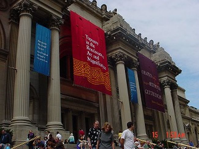 メトロポリタン美術館です。<br />すごい、美術品がたくさんありました。<br />美術素人の私もびっくりです。