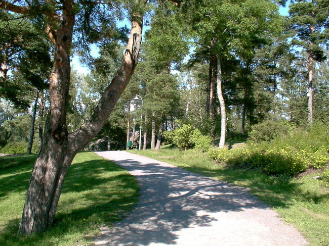 ムーミンワールドからホテルまでは徒歩で。<br />このようなのんびりした風景が広がります。