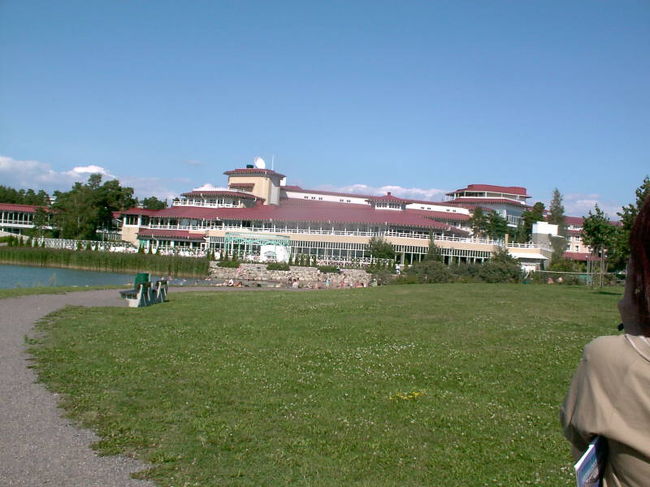 見えてきました、ナーンタリ･スパホテル。<br />なにもしない、をするために滞在したいホテルです。