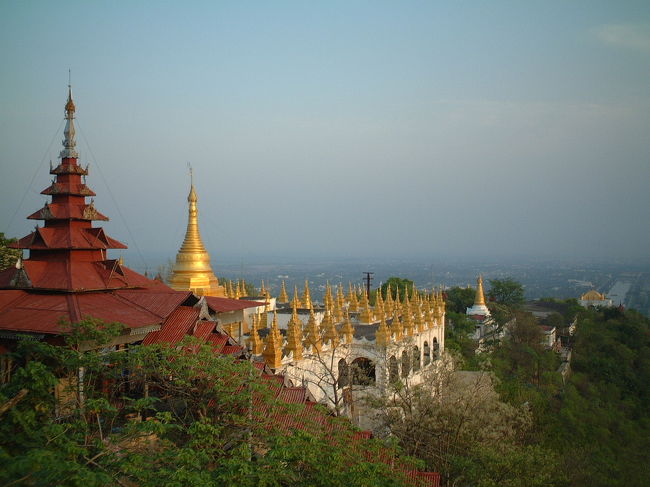 マンダレーヒルに登る。