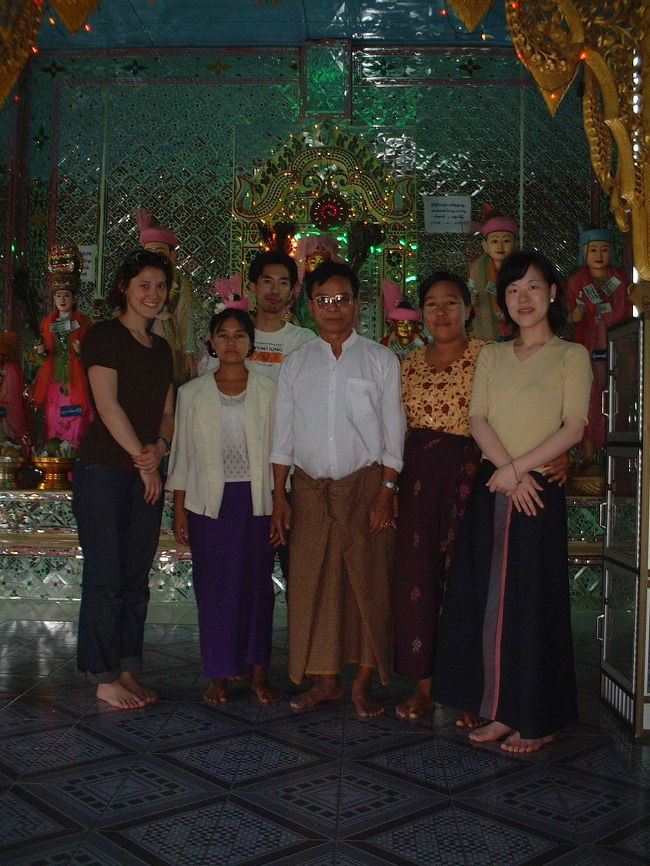 ナッ神様と…<br />みんな〜連絡ちょうだい！写真送るよー(^o^)丿<br />