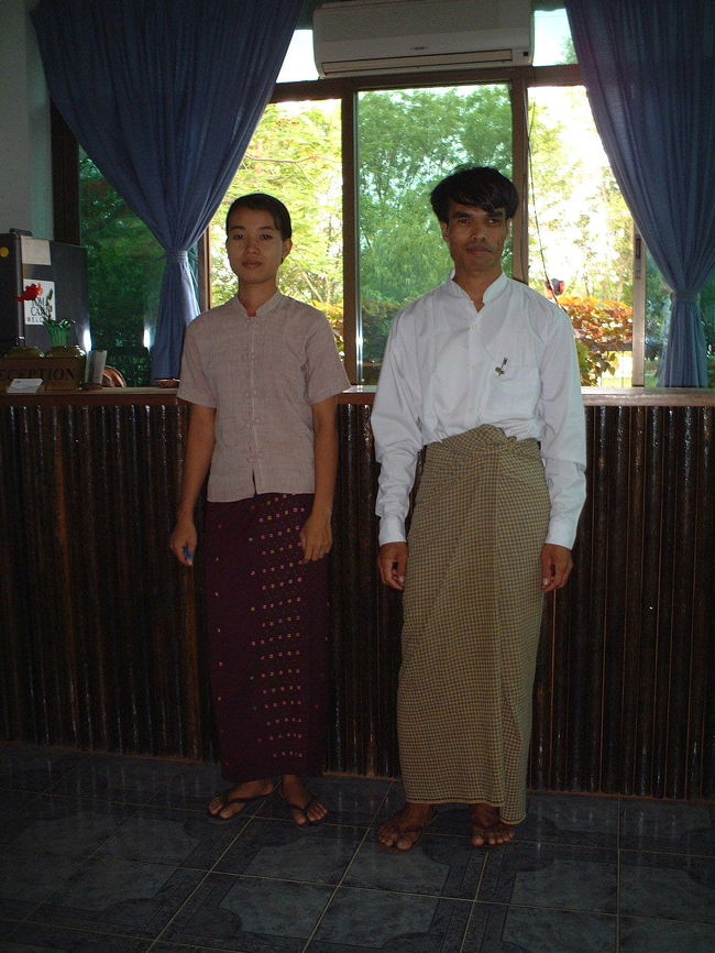 お世話になりました。<br />「Yah Kinn Thar Hotel」のスタッフ　観光馬車の手配、バスの手配な<br />どお世話になりました。<br />