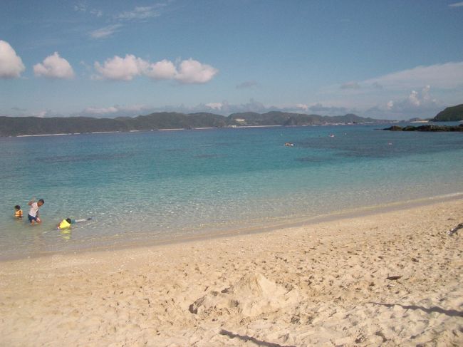 初日はダイビングができなかったので、近くの古座間味ビーチへ☆夕方だったせいか人も少なく、とてものんびりできました。