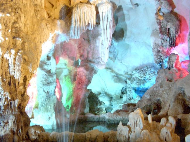 噴水は天然と言っていたが・・・うそだろう？