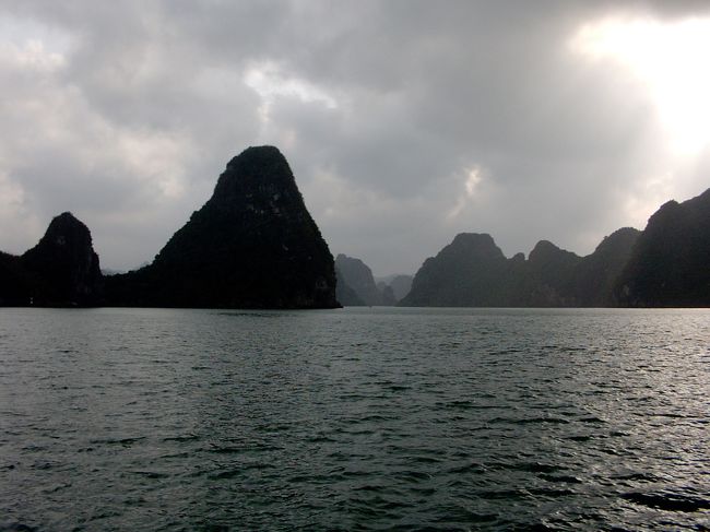 竜が出てきそうだ